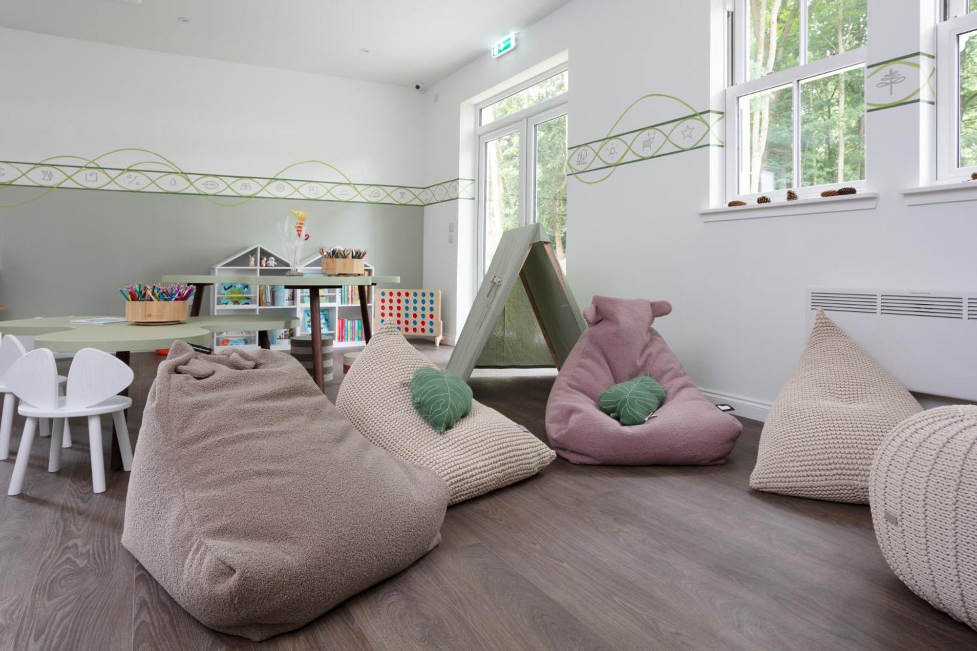 Schloss Roxburghe, Part Of Destination By Hyatt Exteriér fotografie Bean bag chairs